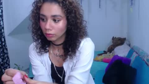 Snapshot of meliss1 chatting on January 24, 2:49 am melissa online show from January 24, 2:49 am