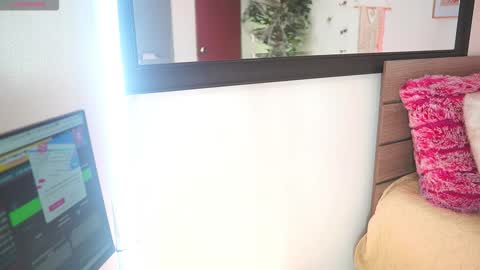 Melissa online show from November 4, 12:21 pm