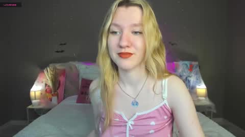 melissa_moooree online show from November 1, 9:57 am