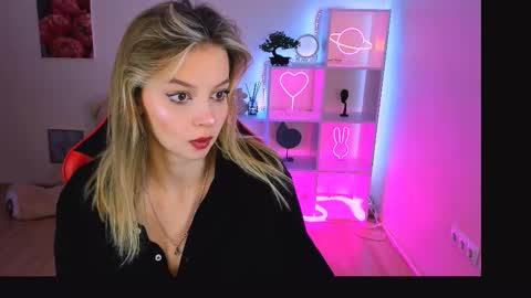 Melissa online show from March 3, 12:23 am