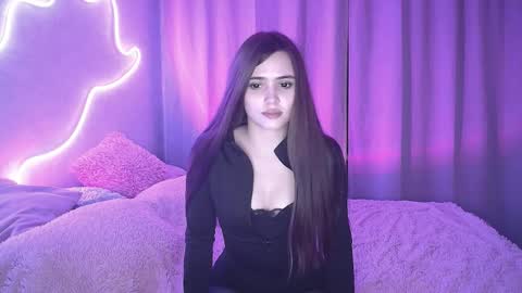 Missi online show from November 11, 3:53 pm