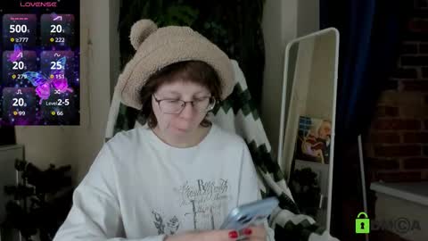 Melissa online show from March 7, 9:44 pm