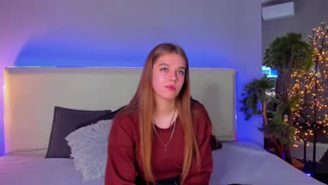 Snapshot of melissacrayzy chatting on February 11, 9:20 am MelissaCrayzy online show from February 11, 9:20 am
