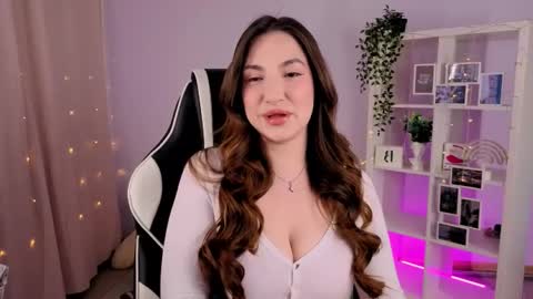 Snapshot of melissagray_ chatting on October 19, 1:46 pm melissagray_ online show from October 19, 1:46 pm