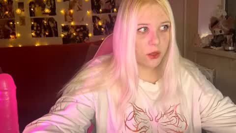 melissara1n online show from December 4, 2:03 am