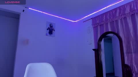 Melissa online show from May 20, 4:48 pm