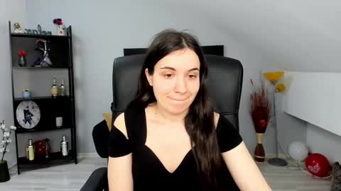 Snapshot of melissawiliam chatting on March 12, 11:53 am melissawiliam online show from March 12, 11:53 am