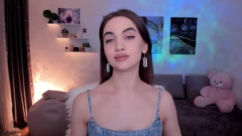 Tessa online show from December 20, 10:25 pm