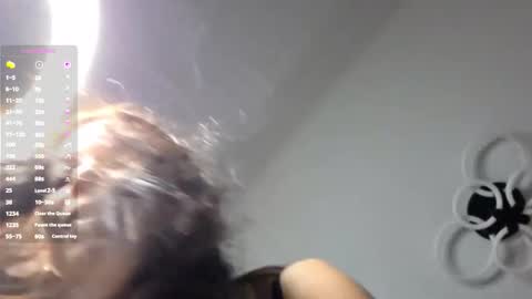 Snapshot of mellowpearl chatting on October 8, 9:08 pm EVA online show from October 8, 9:08 pm