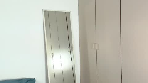 melody24_ online show from February 28, 2:09 pm