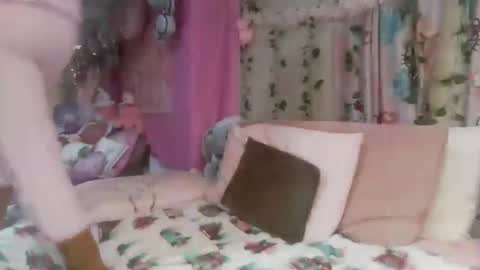 Melody Moral Lynn online show from January 6, 6:52 pm