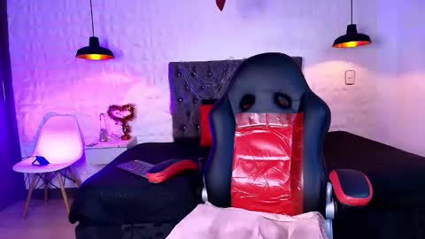 melody online show from March 20, 6:35 pm