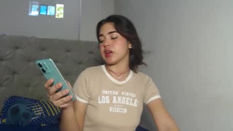 melody phillips online show from November 5, 3:50 pm