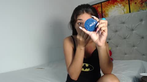 Snapshot of melody_phillips2 chatting on December 19, 9:51 am melody phillips online show from December 19, 9:51 am