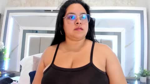 melodycharlotte online show from November 2, 8:45 pm