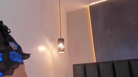  Memphis Williams  online show from November 12, 2:53 am