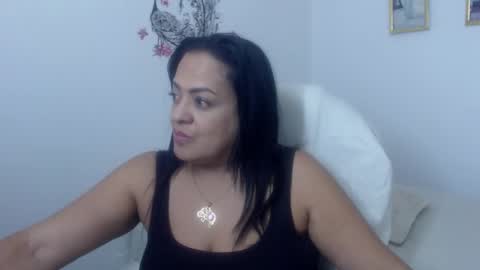Snapshot of menfismuller1 chatting on February 1, 2:05 am menfismuller online show from February 1, 2:05 am