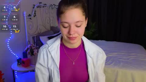 Snapshot of meow_mellie chatting on October 1, 2:16 am meow_mellie online show from October 1, 2:16 am