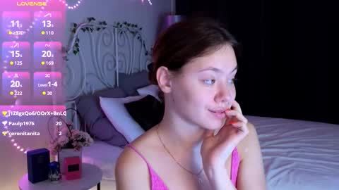 Snapshot of meow_mellie chatting on September 24, 4:11 am meow_mellie online show from September 24, 4:11 am