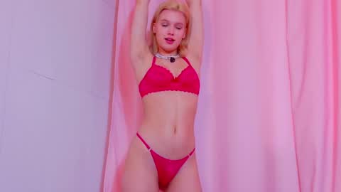 Lilu online show from April 11, 4:18 am