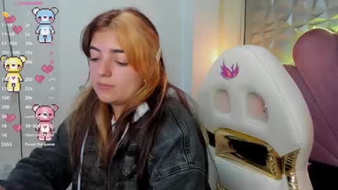 Snapshot of meraki_fraise chatting on March 7, 6:43 pm online show from March 7, 6:43 pm