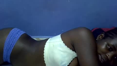 Snapshot of merlin_queen chatting on September 12, 6:48 pm merlin_queen online show from September 12, 6:48 pm