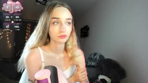 Sara online show from September 28, 7:19 pm