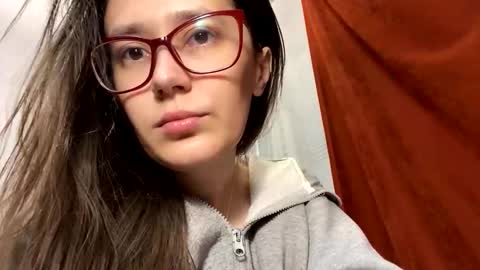 Snapshot of mesmerizing_hypn0_goddess chatting on October 7, 3:11 am Jessica online show from October 7, 3:11 am