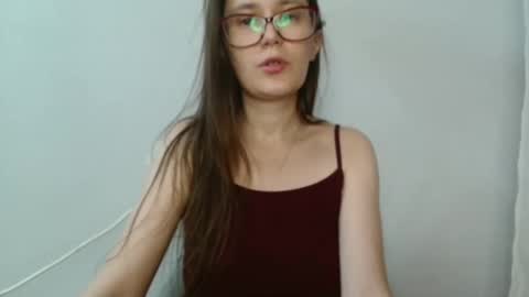 Snapshot of mesmerizing_hypn0_goddess chatting on October 14, 6:43 pm Jessica online show from October 14, 6:43 pm