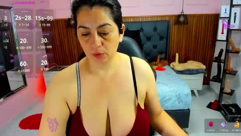 meylagia online show from March 3, 2:50 am