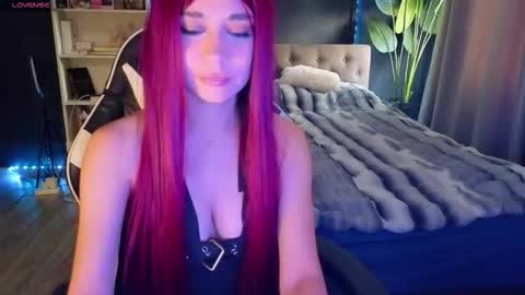 Snapshot of mezzalunaa chatting on October 5, 5:56 am vollmond online show from October 5, 5:56 am