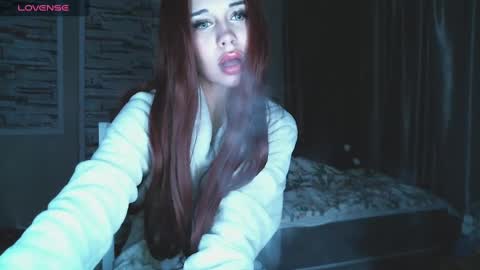 Snapshot of mezzalunaa chatting on February 24, 3:20 pm vollmond online show from February 24, 3:20 pm