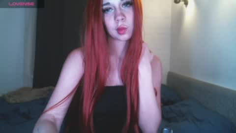 Snapshot of mezzalunaa chatting on February 6, 11:04 pm vollmond online show from February 6, 11:04 pm