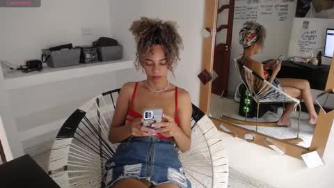 Mulata Spencer online show from February 25, 4:35 pm