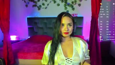 mia___velvet__ online show from July 3, 5:13 am