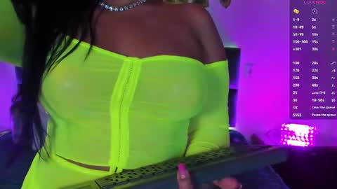 mia___velvet__ online show from July 22, 1:39 am