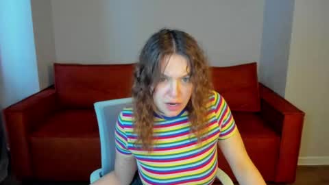 mia online show from May 31, 1:00 am
