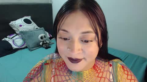 mia online show from January 30, 11:02 pm