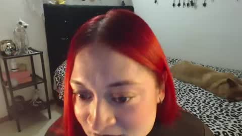 mia online show from July 17, 11:52 pm