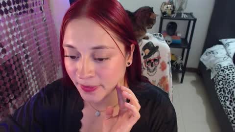 mia online show from October 12, 1:30 am