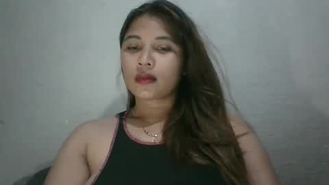 Snapshot of mia_bella04 chatting on February 7, 2:51 am mia_bella04 online show from February 7, 2:51 am