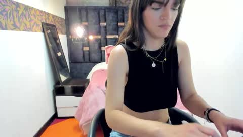 Snapshot of mia_carter__ chatting on October 18, 8:32 pm MIA CARTER online show from October 18, 8:32 pm