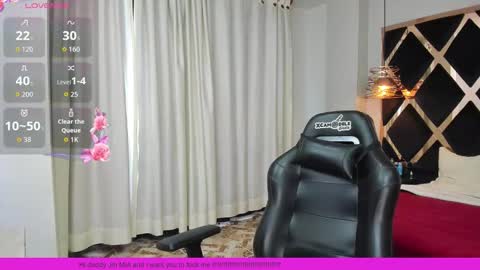 mia_cartther online show from February 8, 2:21 pm