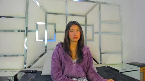 Snapshot of mia_clark18 chatting on October 10, 3:44 am mia_clark18 online show from October 10, 3:44 am