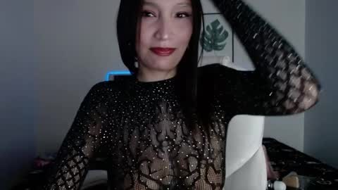 Snapshot of mia_collens_ chatting on September 20, 3:16 am MIA online show from September 20, 3:16 am