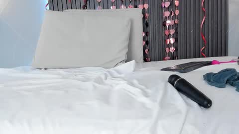 Mia Dollce online show from February 13, 11:23 am