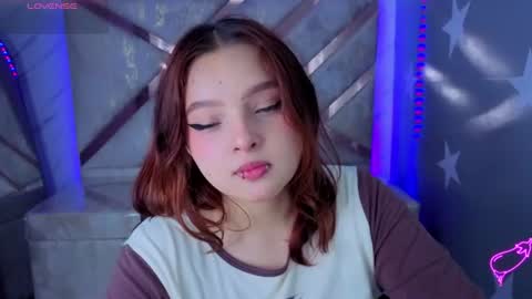 Mia online show from July 27, 1:08 pm