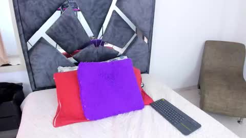 mia fox online show from November 26, 12:28 pm