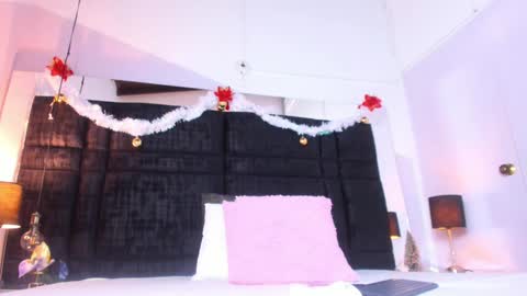 MIA online show from December 18, 10:02 pm