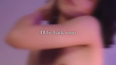 Snapshot of mia_hetty chatting on October 9, 4:55 pm Mia online show from October 9, 4:55 pm